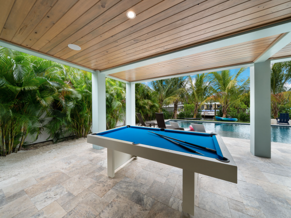 Exquisite 4 Bedroom Vacation Rental with Great Amenities